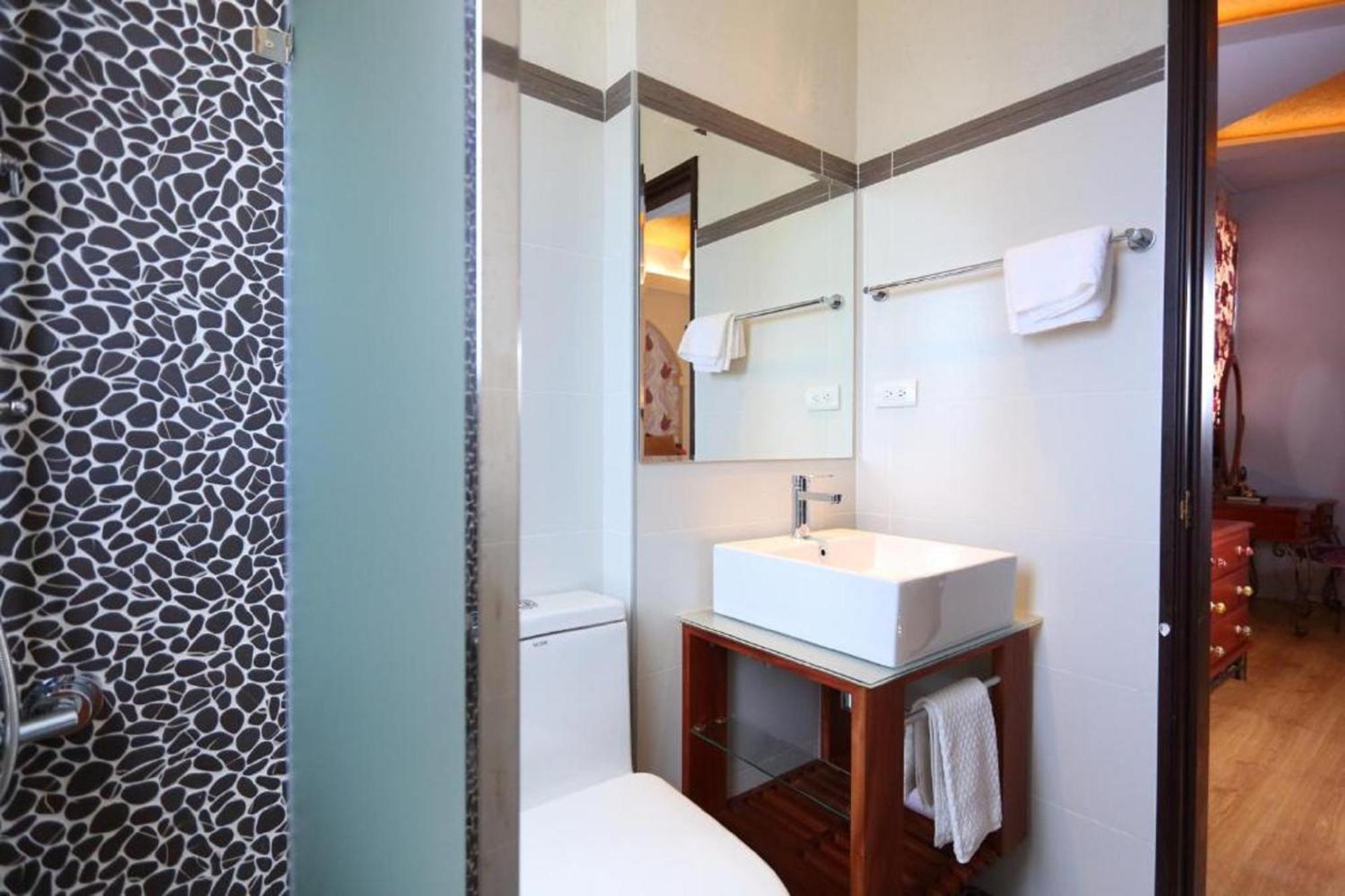 Queen Love Homestay Hualien City Room photo